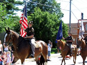 View Pics from the 2008 4th of July Parade